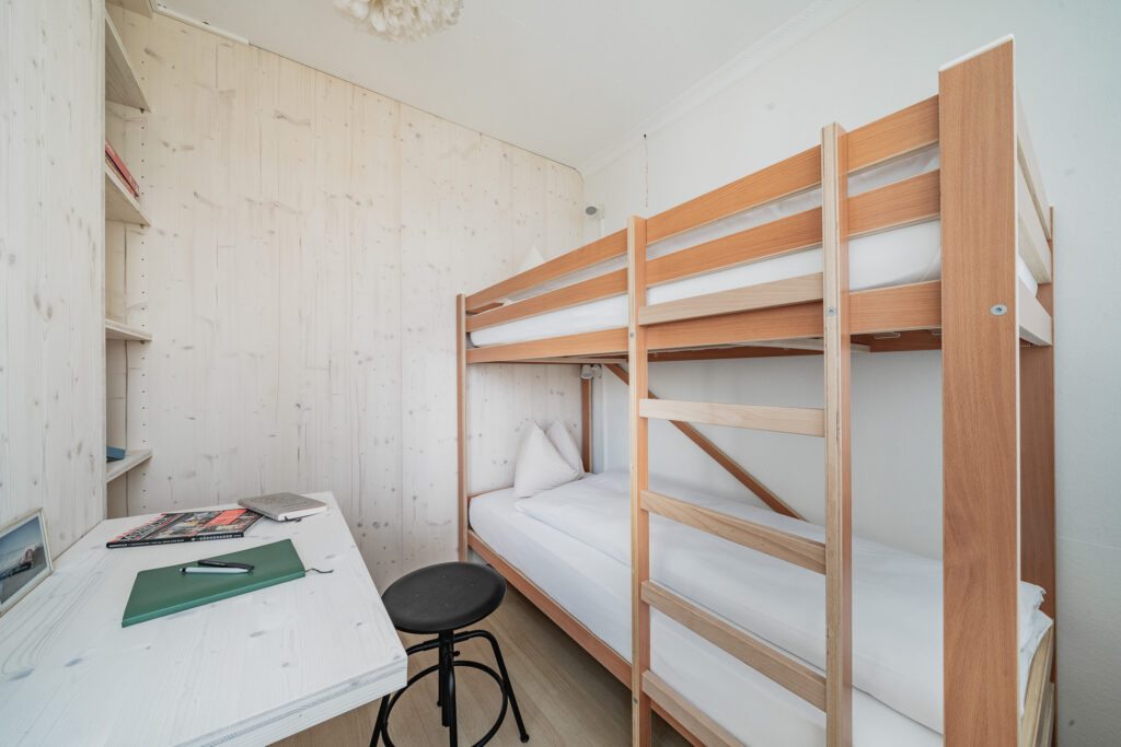 Bunk bed room can be separated by a sliding door